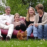 Familie im Grünen
